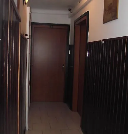 ホテル メラーノ *